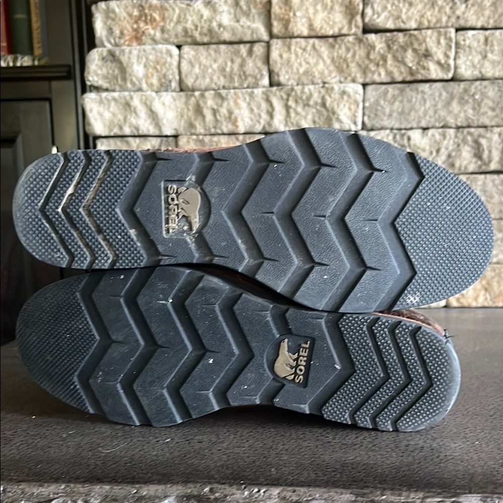 Sorel Brown Ankle Booties with Rugged Sole - Picture 2 of 7